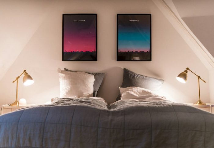 Erhöhen Sie den Komfort in Ihrem Schlafzimmer mit stilvollen Wandlampen