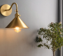 Goldene Retro-Wandleuchten: Elegante Beleuchtung für Ihr Zuhause