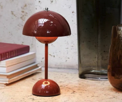 Stilvolle Beleuchtung mit dem Nordic Bud Portable Desk Lamp