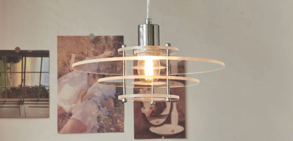 Die Moderne Acryl UFO-förmige Kronleuchter: Ein Blickfang für Ihr Zuhause