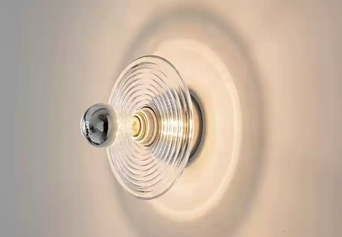 Veredeln Sie Ihr Wohnzimmer mit einer dekorativen Ätzglas-Wandlampe